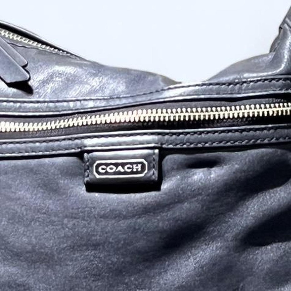 Coach - Picture 7 of 14